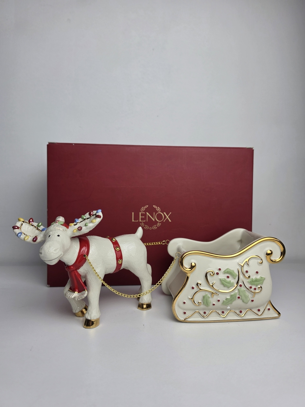 Lenox White Reindeer and Gold-Trimmed Sleigh Merry Marcel Rare
